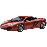 1:18 マクラーレン MP4-12C レッド