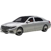 1:18 メルセデス マイバッハ S 600 シルバー