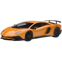 1:18 ランボルギーニ アヴェンタドール LP750-4 SV メタリック オレンジ